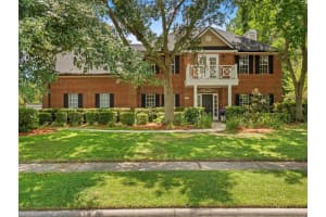 515 W Palm Valley Dr, OVIEDO
