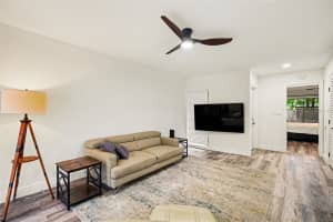 109 CROWN OAKS WAY, LONGWOOD, FL 32779 - MLS#MFRO6402860