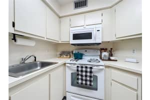 MLS# MFRO6402871, Orlando, Florida 32822