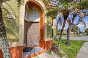 413 FOUNTAINHEAD CIRCLE, KISSIMMEE, FL 34741 - MLS#MFRO6402932