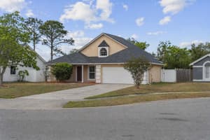 854 BLACKGUM COURT, ORLANDO, FL 32825 - MLS#MFRO6402934