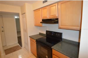 7509 PRESLEY PLACE, TAMPA, FL 33617 - MLS#MFRO6402981