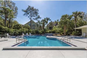 3729 LAKE ORLANDO PARKWAY, ORLANDO, FL 32808 - MLS#MFRO6403086