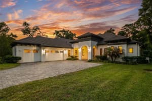 1 Stone Gate S, LONGWOOD