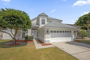 595 Queensbridge Dr, LAKE MARY