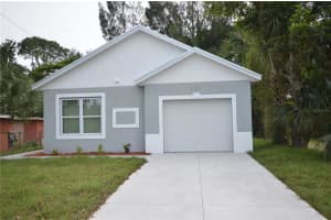 3306 BASSIE COURT, FORT MYERS, FL 33916 - MLS#MFRO6403346