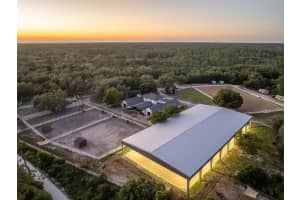 3287 N COUNTY ROAD 426, GENEVA, FL 32732 - MLS#MFRO6403436