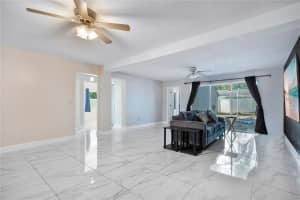 2422 SWEETBRIAR COURT, KISSIMMEE, FL 34744 - MLS#MFRO6403504