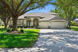 2347 WARREN WOODS DRIVE, ORLANDO, FL 32835 - MLS#MFRO6403721