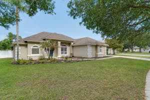 3820 NORBURY COURT, ORLANDO, FL 32835 - MLS#MFRO6403742