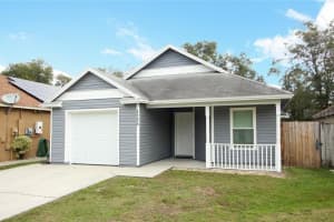 1705 CIRCE LAKE COURT, ORLANDO, FL 32826 - MLS#MFRO6403836