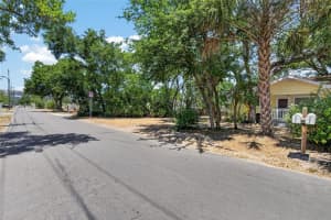 3301 WOODLAWN AVENUE, TAMPA, FL 33607 - MLS#MFRO6403896