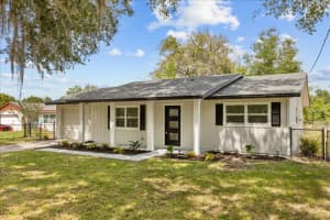 2203 ORANGE STREET, DELAND, FL 32724 - MLS#MFRO6403985