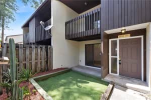 1329 Windsor Dr, KISSIMMEE
