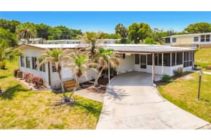 2002 Sw Live Oak Ln, ZELLWOOD