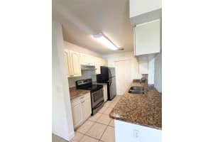 2550 ALAFAYA TRAIL, ORLANDO, FL 32826 - MLS#MFRO6404144