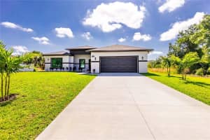 7316 DONAHUE STREET, PORT CHARLOTTE, FL 33981 - MLS#MFRO6404237