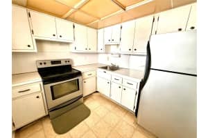 15600 7TH AVENUE, MIAMI, FL 33169 - MLS#MFRO6404263