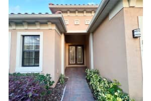 8213 PRESTBURY DRIVE, ORLANDO, FL 32832 - MLS#MFRO6404273