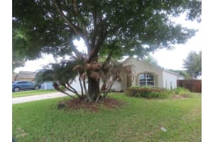 118 ROYALTY CIRCLE, SANFORD, FL 32771 - MLS#MFRO6404328