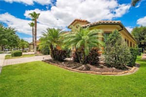 8407 PRESTBURY DRIVE, ORLANDO, FL 32832 - MLS#MFRO6404376