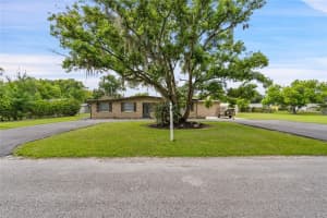 480 Palm Dr, SANFORD