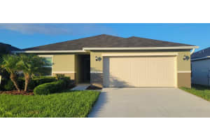 16536 Centipede St, CLERMONT