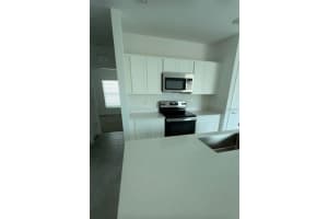 2002 PUNCH BOWL AVENUE, DAVENPORT, FL 33837 - MLS#MFRO6404477