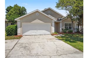 207 LAKE MCCOY DRIVE, APOPKA, FL 32712 - MLS#MFRO6404515
