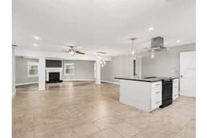 2746 HIBISCUS STREET, SARASOTA, FL 34239 - MLS#MFRO6404525