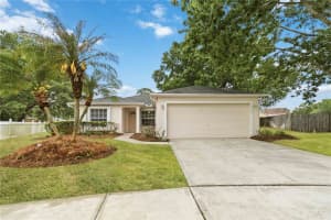 4306 PEBBLESTONE COURT, ORLANDO, FL 32826 - MLS#MFRO6404710