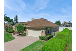 8072 CANYON LAKE CIRCLE, ORLANDO, FL 32835 - MLS#MFRO6404719