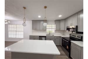 3725 8TH AVENUE, GAINESVILLE, FL 32605 - MLS#MFRO6404738