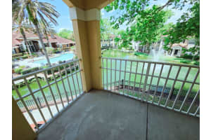 2422 WHITE MAGNOLIA WAY, SANFORD, FL 32771 - MLS#MFRO6404789