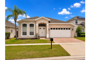 205 Gleneagles Dr, DAVENPORT