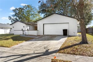 621 ASHBERRY LANE, ALTAMONTE SPRINGS, FL 32714 - MLS#MFRO6404970