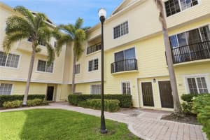 9875 MEADOW FIELD CIRCLE, TAMPA, FL 33626 - MLS#MFRO6405005