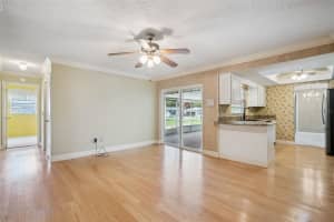 127 CLOVER LANE, LONGWOOD, FL 32750 - MLS#MFRO6405028