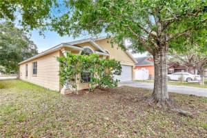 2413 RADNOR AVENUE, ORLANDO, FL 32826 - MLS#MFRO6405112