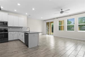 9812 RED EAGLE DRIVE, ORLANDO, FL 32825 - MLS#MFRO6405382