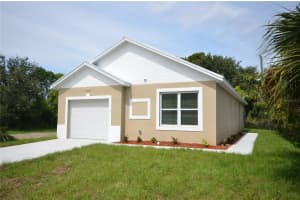 3305 BASSIE COURT, FORT MYERS, FL 33916 - MLS#MFRO6405459