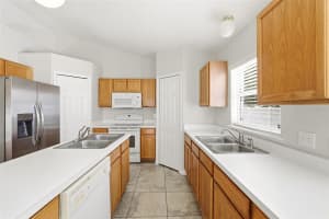 955 LOUVRE COURT, KISSIMMEE, FL 34759 - MLS#MFRO6405460