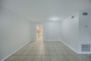 605 NORTHLAKE BOULEVARD, ALTAMONTE SPRINGS, FL 32701 - MLS#MFRO6405521