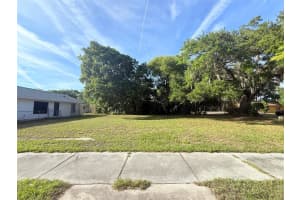 516 5TH STREET, SANFORD, FL 32771 - MLS#MFRO6405596