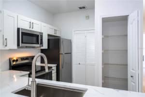 1375 LAKE SHADOW CIRCLE, MAITLAND, FL 32751 - MLS#MFRO6405605