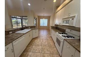 5111 IRONSIDES COURT, TAVARES, FL 32778 - MLS#MFRO6405638