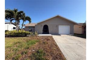 4561 Great Lakes Dr S, CLEARWATER