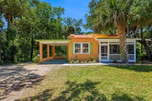 2316 Country Club Rd, MELBOURNE