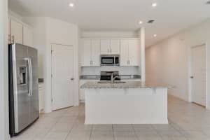 9221 HARRIS HAWK DRIVE, LEESBURG, FL 34788 - MLS#MFRO6405947