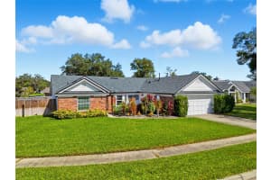 1625 Grange Cir Longwood, FL 32750 - Off Market